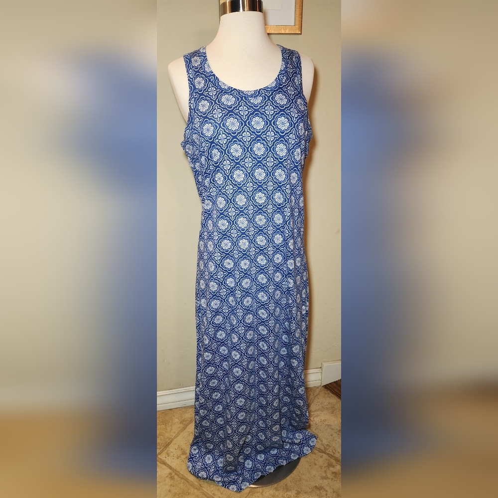 Echo Sleepwear Long Gown‎ Sleeveless Blue & White Size Medium